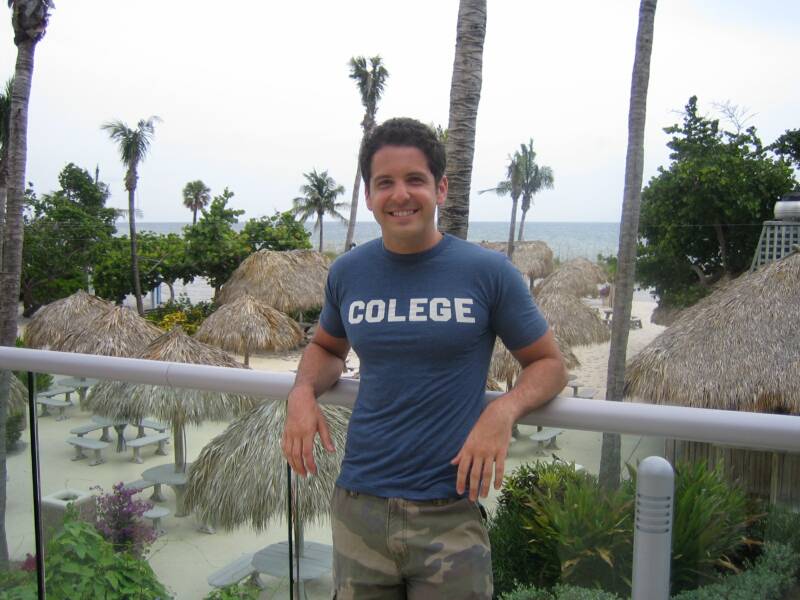 re: Avenue Q's Howie Michael Smith on Puppet Planet